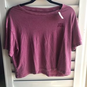 🪲 Victoria’s Secret PINK cropped tee
